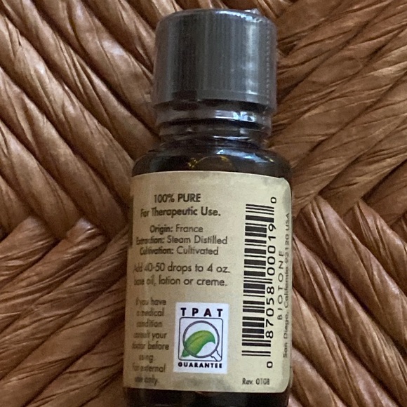 Biotone Aromatherapy  Pure Essential Oil Lavender - Picture 2 of 3